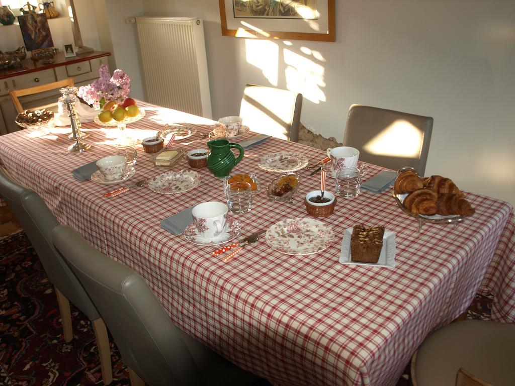 Le Vivier Hotell Challes Rum bild